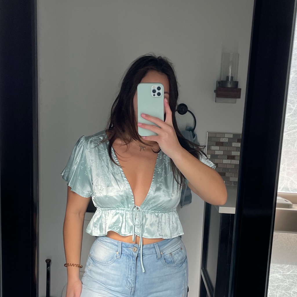 Patterned Silky Top!